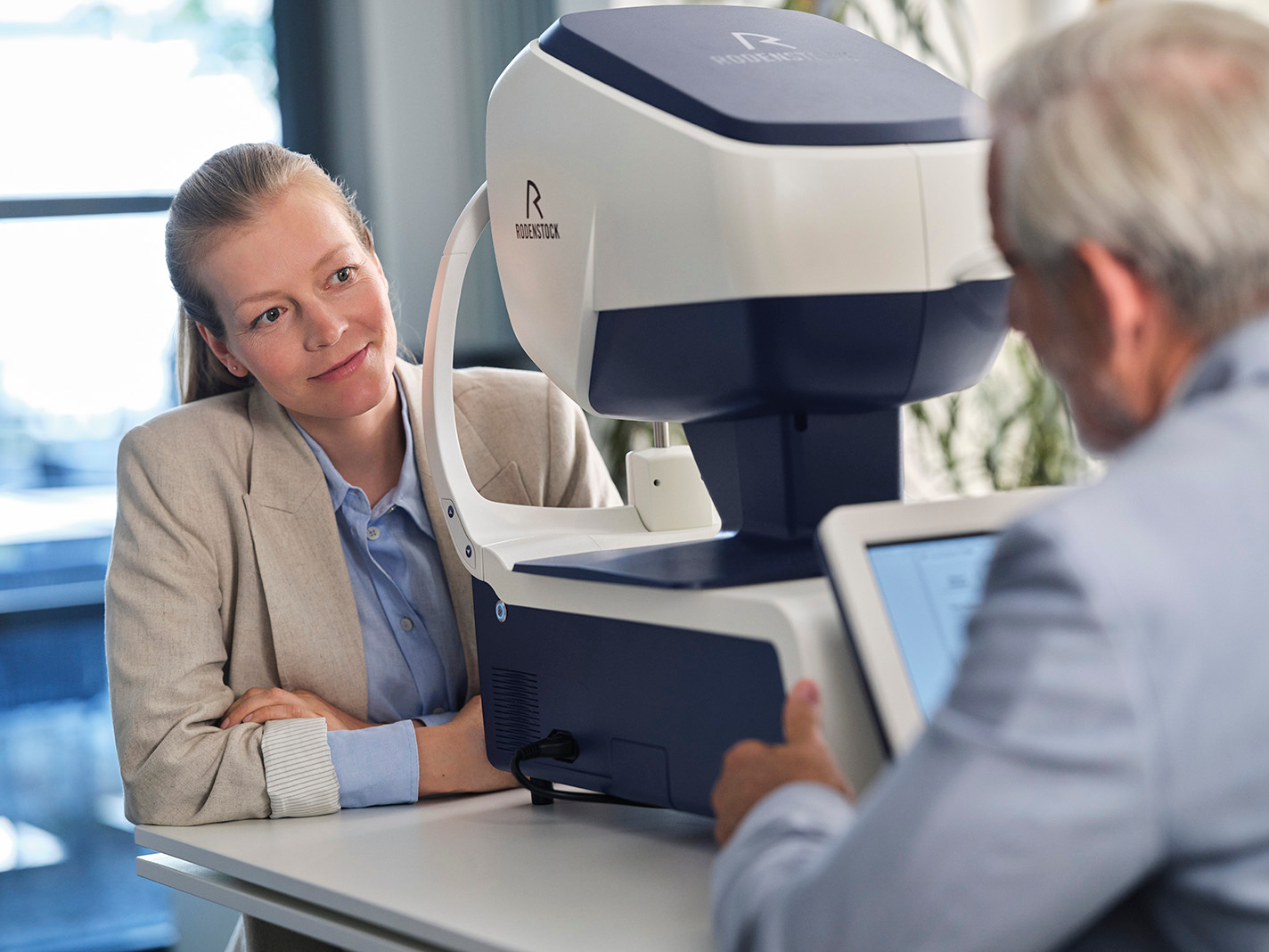 dneye scanner 3 kresinsky wuerzburg big exact geraet mit menschen